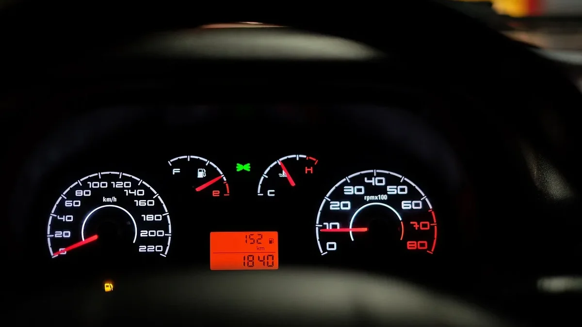Aracın hız göstergesi neden GPS’ten daha fazla gösteriyor?