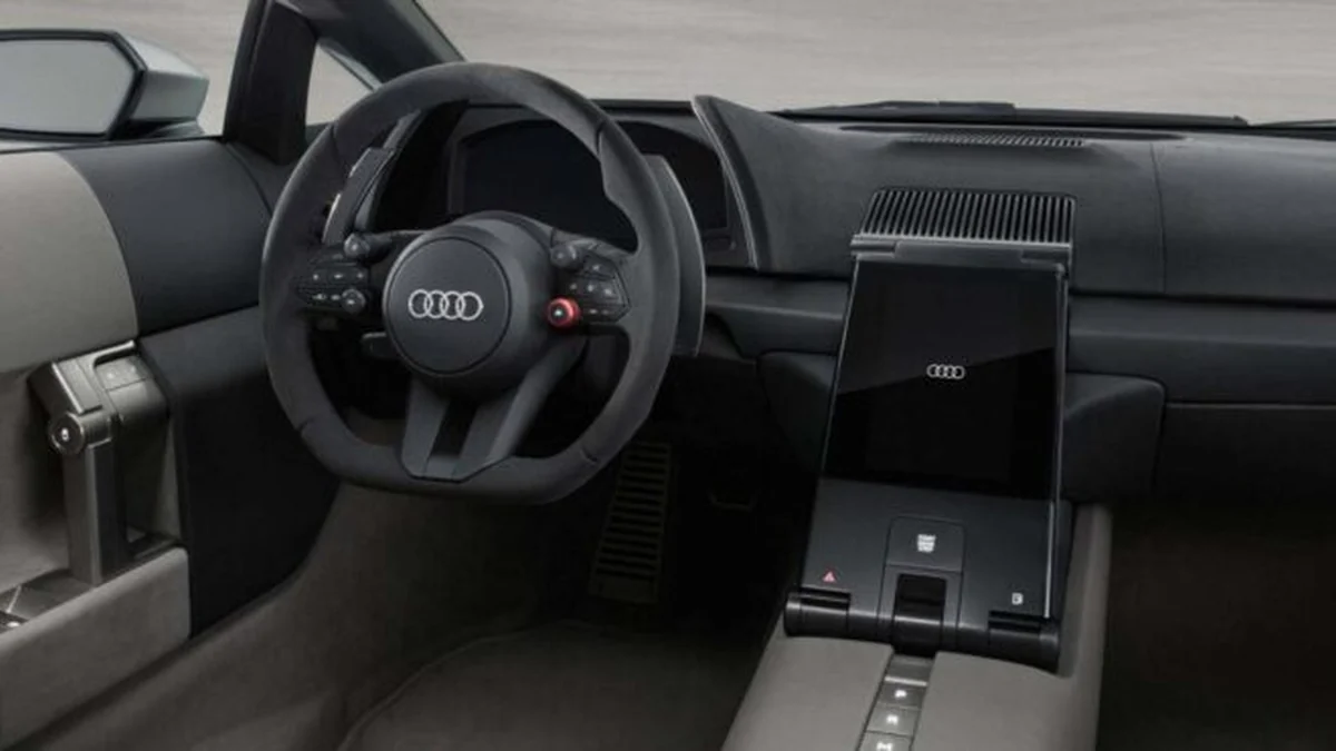 Audi, yeni nesil araçlarında daha küçük ekranlara ve daha fazla fiziksel butona yer verecek