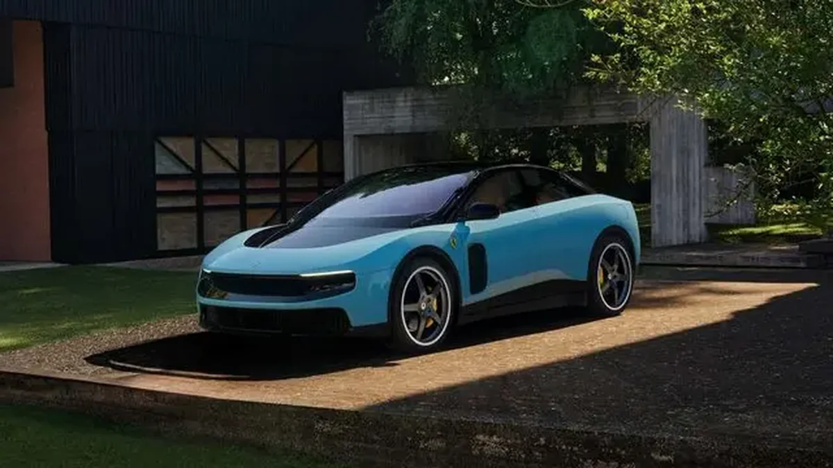 Ferrari'den Luce açıklaması: Kimseyi satın almaya zorlamıyoruz