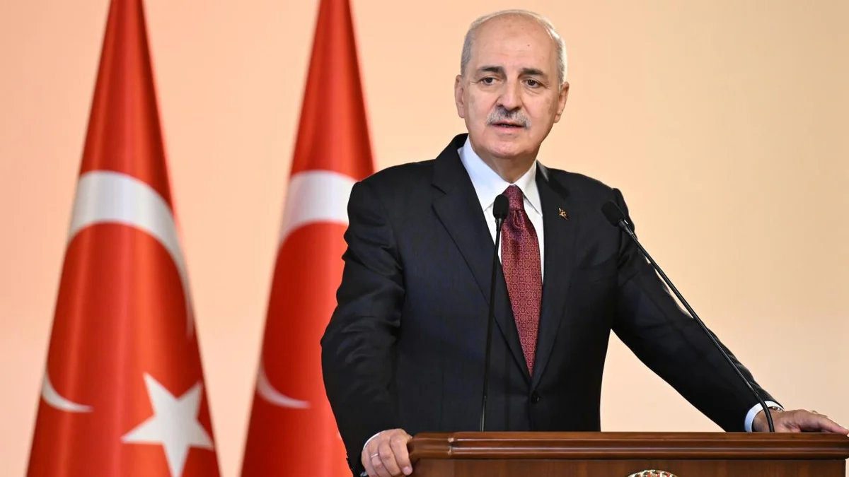 Numan Kurtulmuş: Milletimiz darbeler geleneğini tarihin çöplüğüne attı