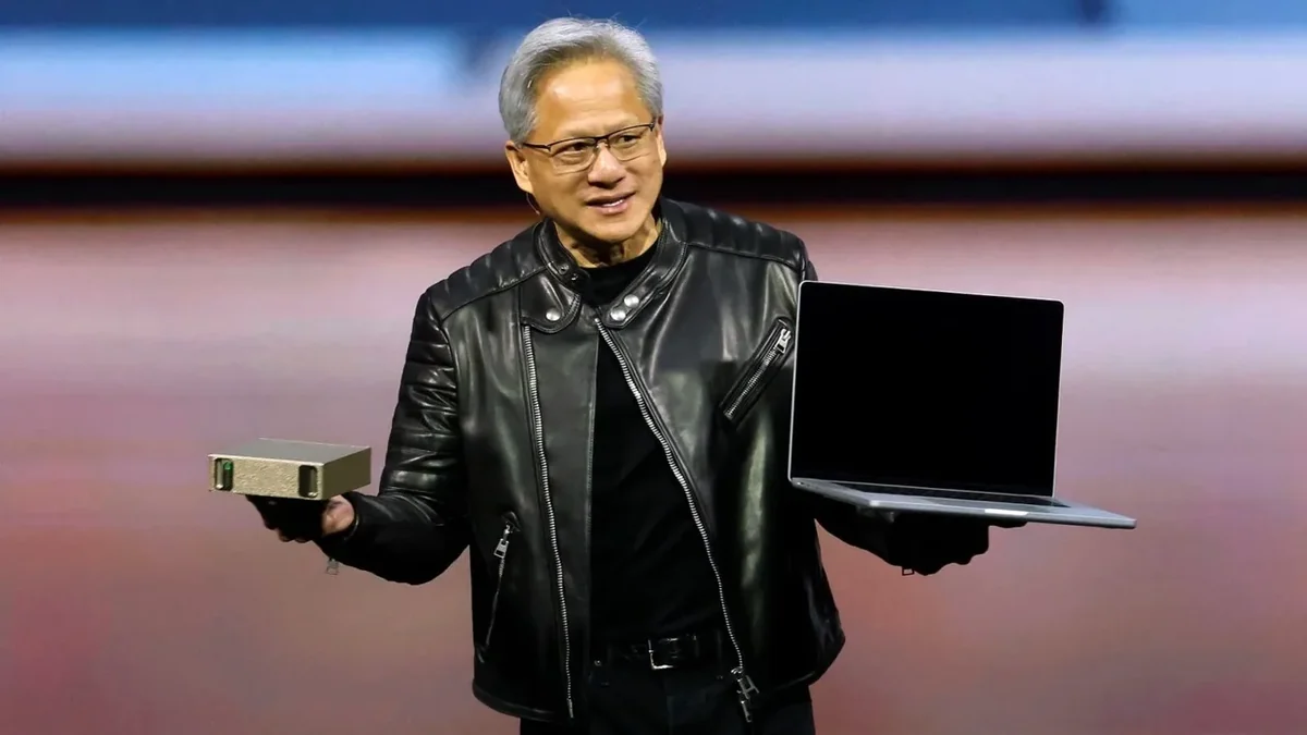 Nvidia CEO’su Jensen Huang’ın Deri Ceketi Açık Artırmada 960 Bin Dolara Satıldı