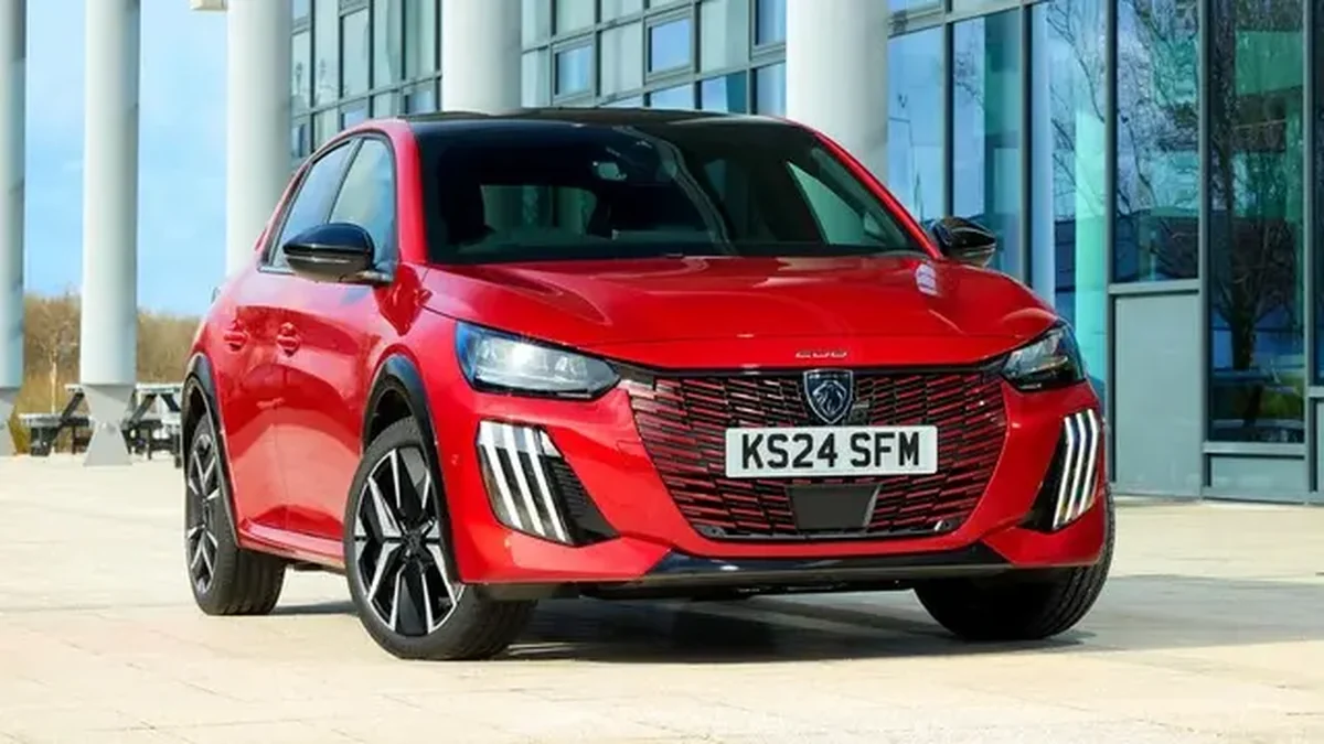 Peugeot'tan Açıklama Geldi: Benzinli 208'in Üretimi Devam Edecek mi?