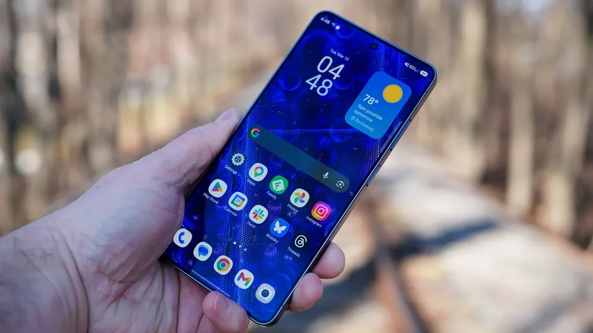 Samsung: Galaxy S26 Ultra’daki Kırmızı Leke Sorunu Yazılımsal