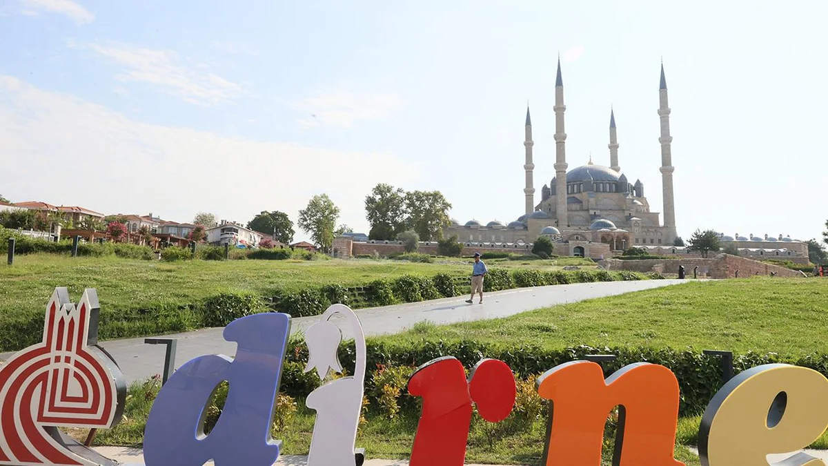 Selimiye Camii'ne ziyaretçi akını: 5 ayda 2 milyon kişi