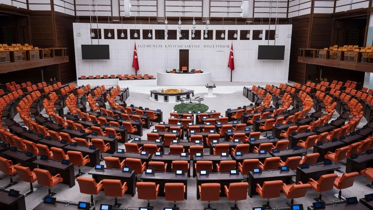 TBMM'de sandalye dağılımı değişti