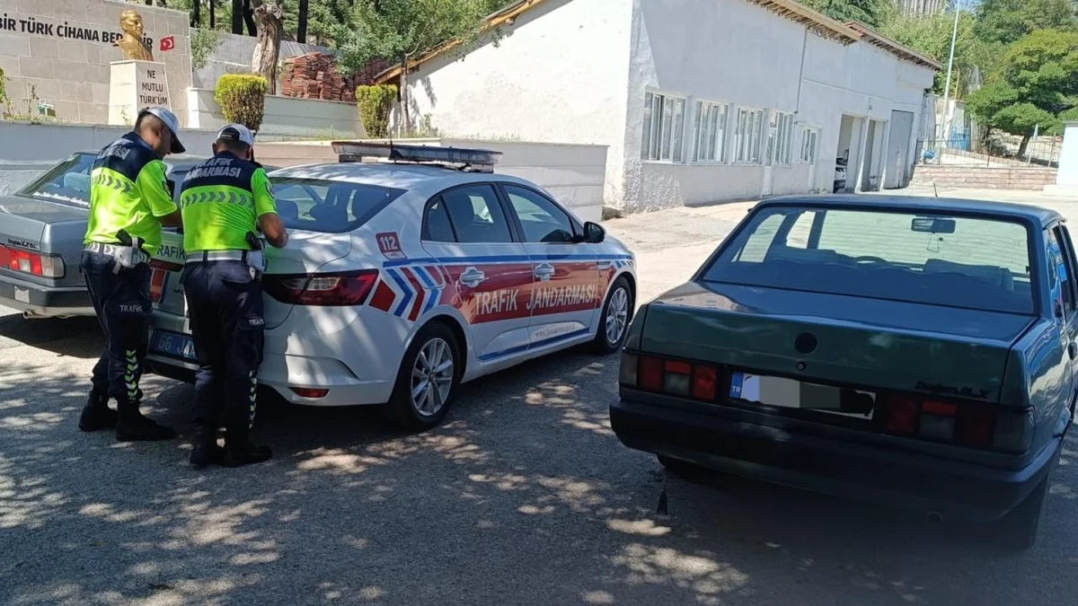 Yozgat'ta drift atan 2 sürücüye 560 bin lira ceza